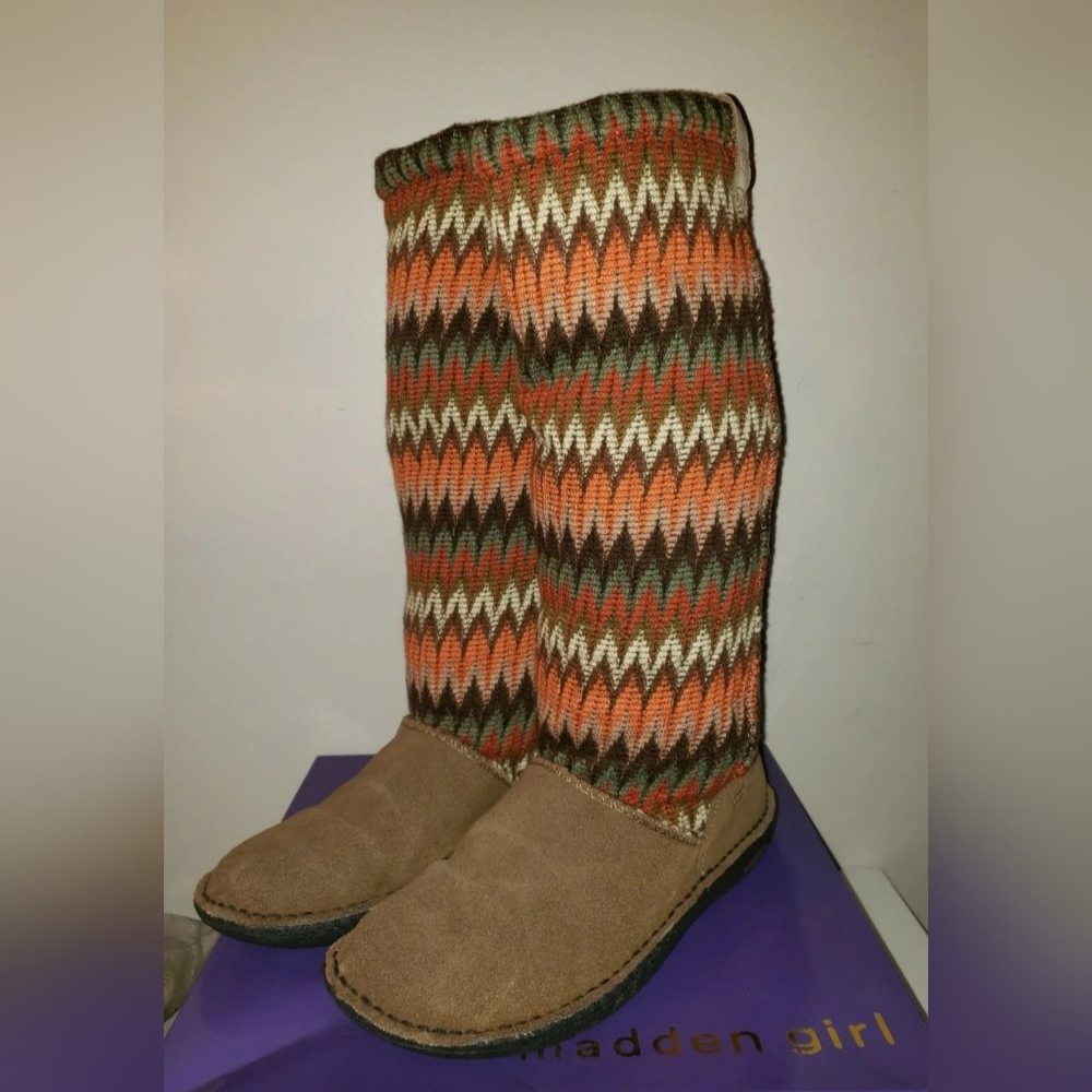 Madden Girl in box turnupp southwestern knit moccasin boots 7 sherpa lined tall